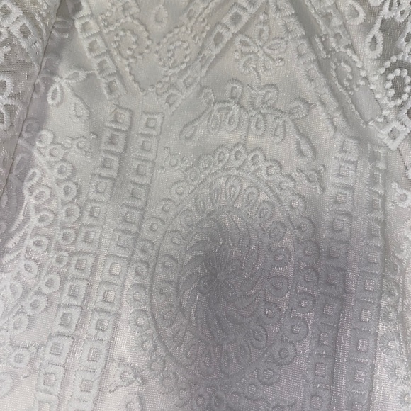 White Strap Dress Criss Cross Adjustable Straps Like New - Picture 8 of 9